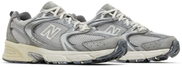 New Balance Grey