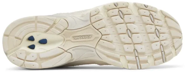 IMG_5410 New Balance Grey Tissu