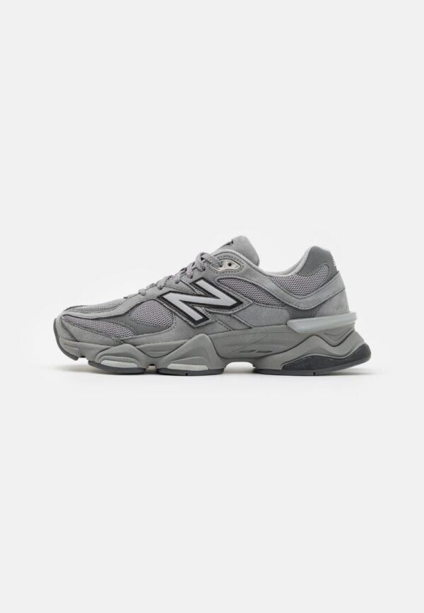 IMG_5505 New Balance 9060 Shadow Grey